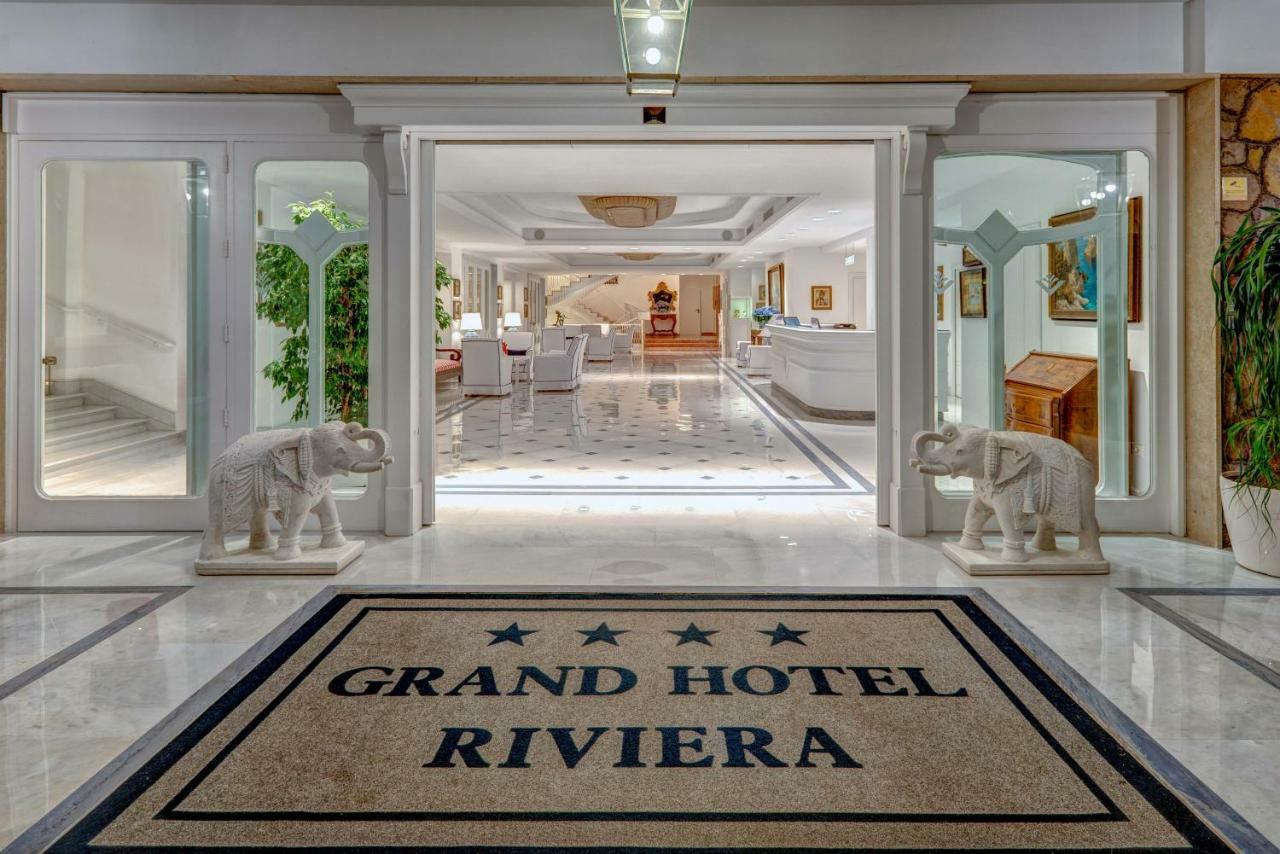 グランド ホテル リビエラ ソレント エクステリア 写真